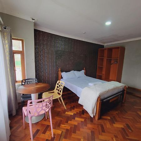 Plant House Hotel Ruiru Exterior photo